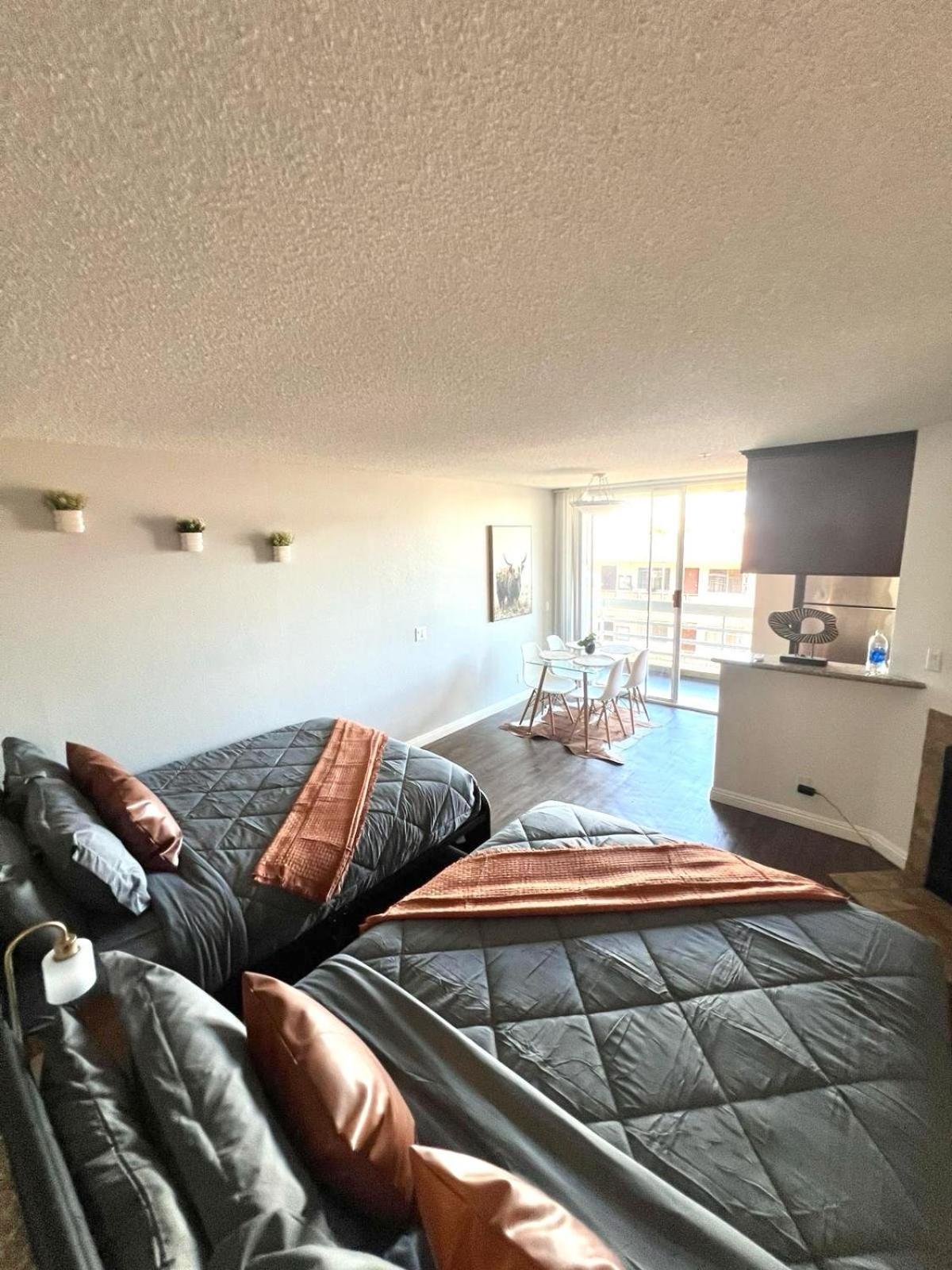 Amazing Universal Studios Loft Free Parking Los Angeles Eksteriør billede