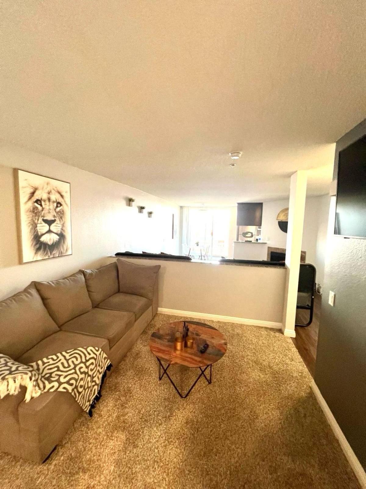 Amazing Universal Studios Loft Free Parking Los Angeles Eksteriør billede